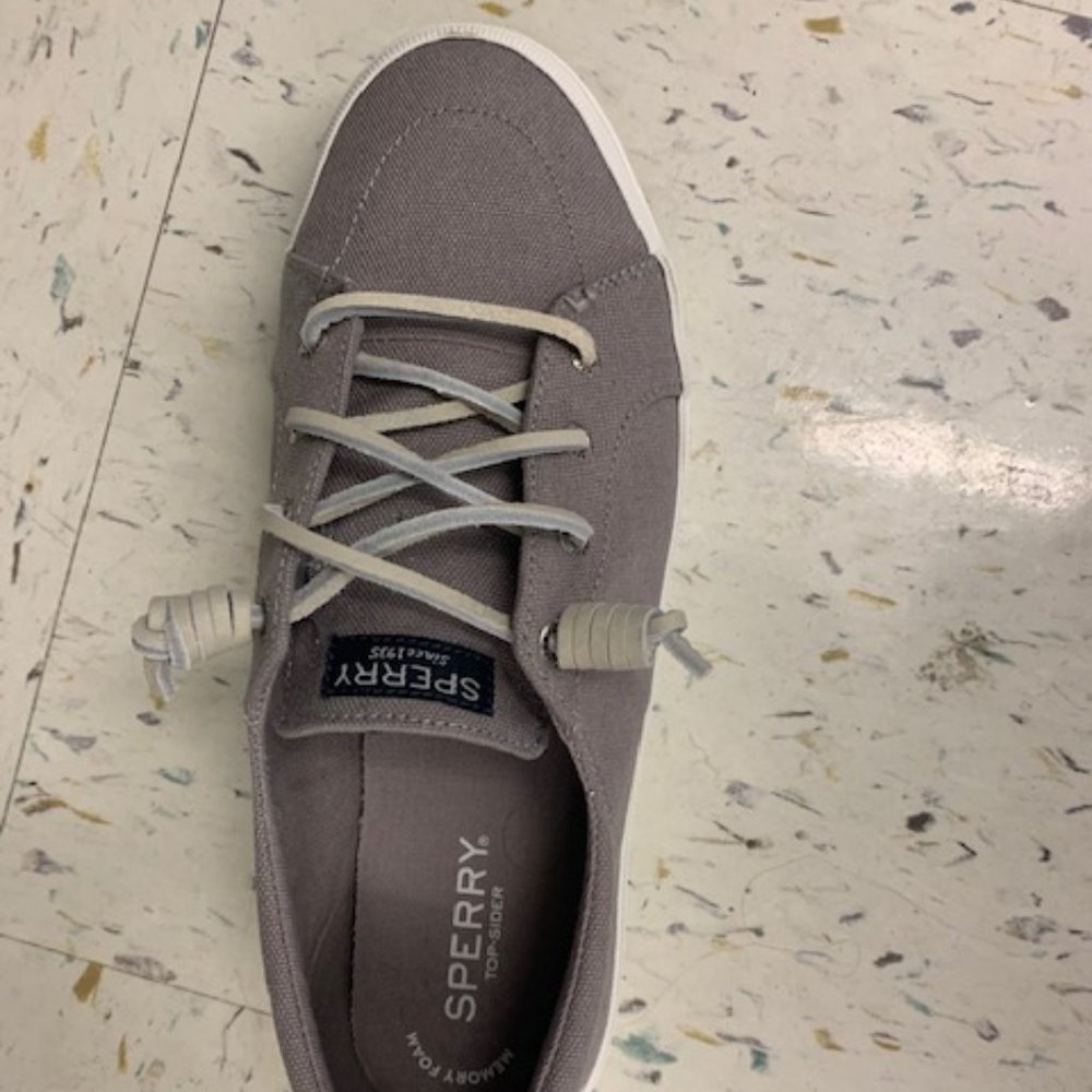 Sperry Crest Vibe Sneaker
